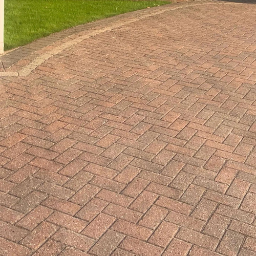 Brindle block paving - block,