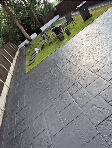 Imprinted concrete driveway - imprinted,