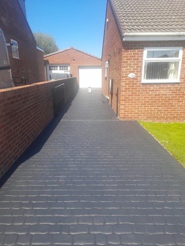 Imprinted concrete coloured
