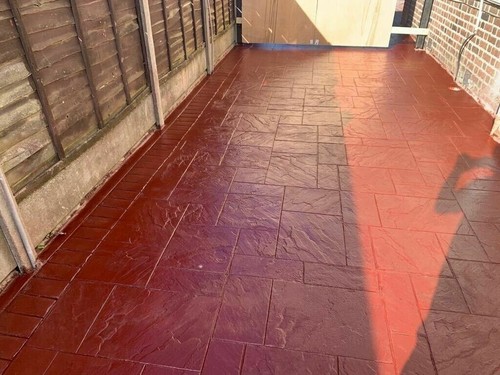 Imprinted concrete coloured